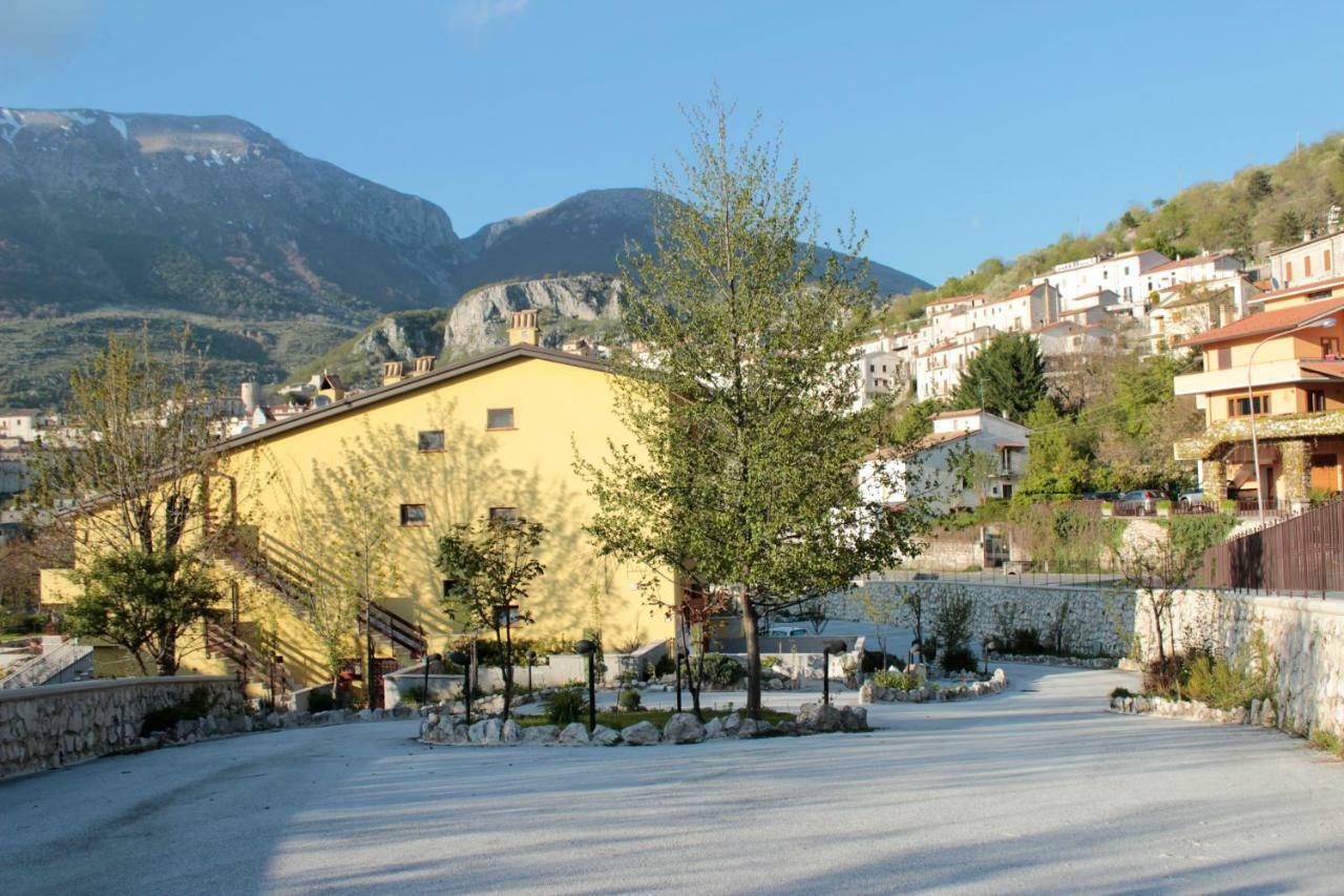 바레아 4Flats In Orto Di Venanzio 아파트 외부 사진
