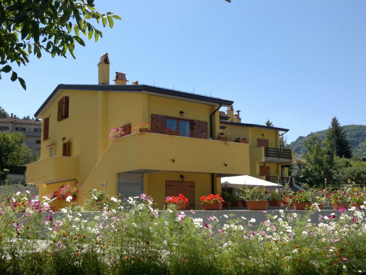 바레아 4Flats In Orto Di Venanzio 아파트 외부 사진